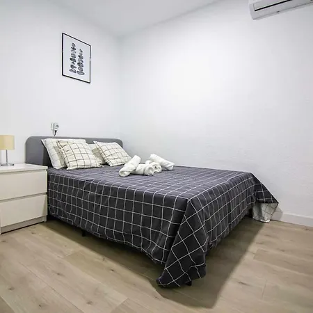 Apartamento Heroes De Sostoa Malaga Exterior photo